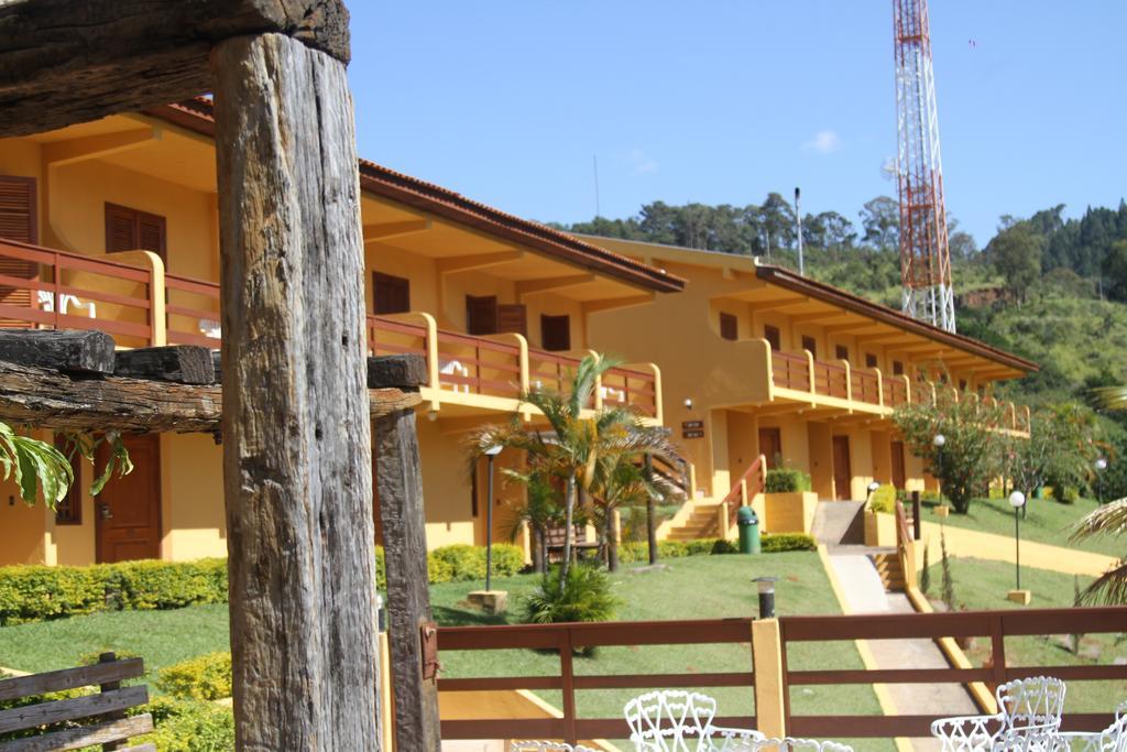 Hotel Fazenda Saint Nicolas อากวัสจิลิงดอยา ภายนอก รูปภาพ