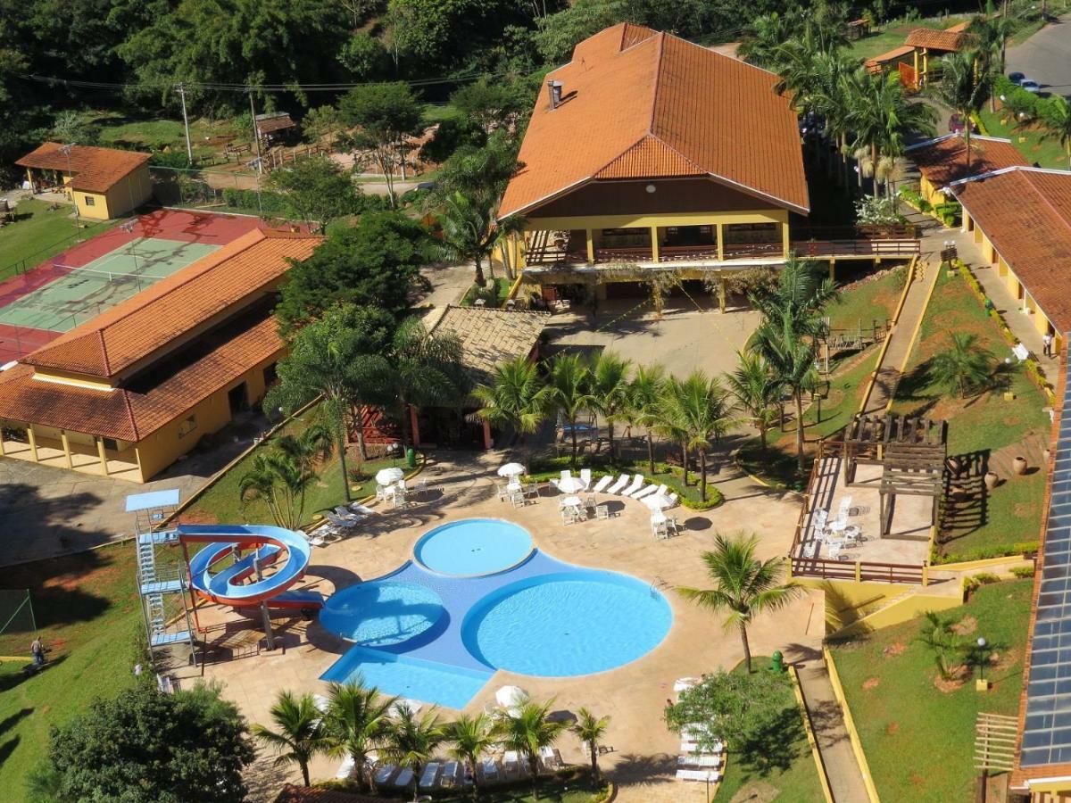 Hotel Fazenda Saint Nicolas อากวัสจิลิงดอยา ภายนอก รูปภาพ