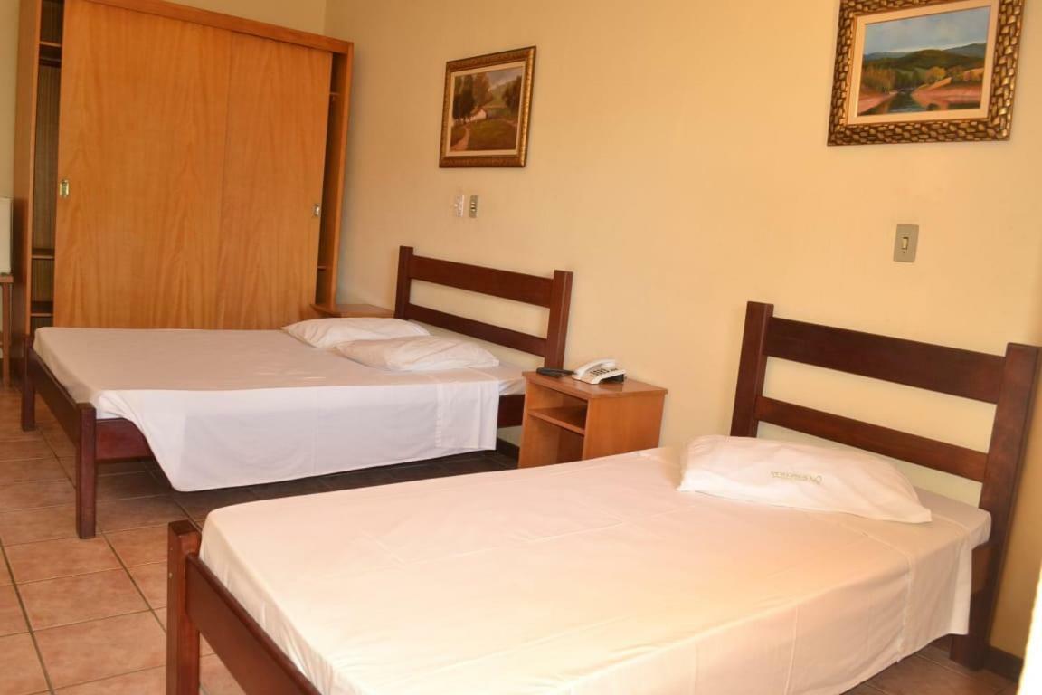 Hotel Fazenda Saint Nicolas อากวัสจิลิงดอยา ภายนอก รูปภาพ
